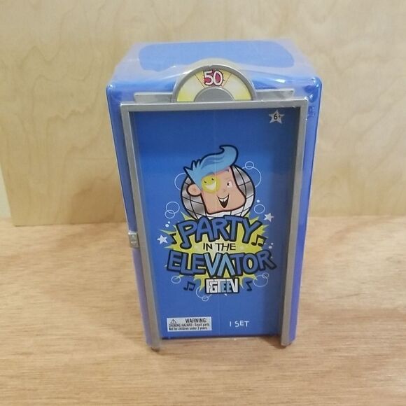 FGTeeV Party in the Elevator - Picture 2 of 5